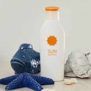 Dry Skin Sunscreen for Deep Hydration & UV Protection